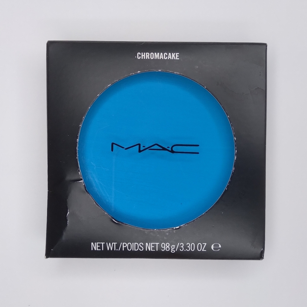 MAC Cosmetics CHROMACAKE Hi-Def Cyan NIB